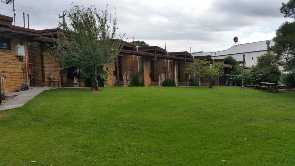 Fish Creek Hotel Exterior photo